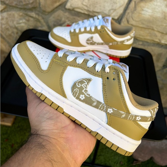 Nike Dunk Low “Barely Paisley” Size 5.5 Women / 4Y - Picture 5 of 10